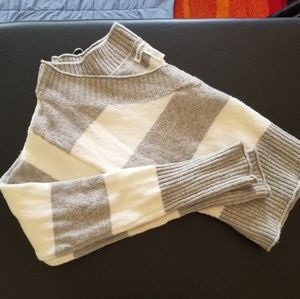 Aeropostale long sleeve sweater tee XS